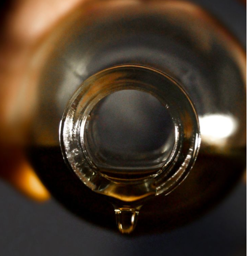 Understanding Oil Concentrations. Extrait de Parfum Explained