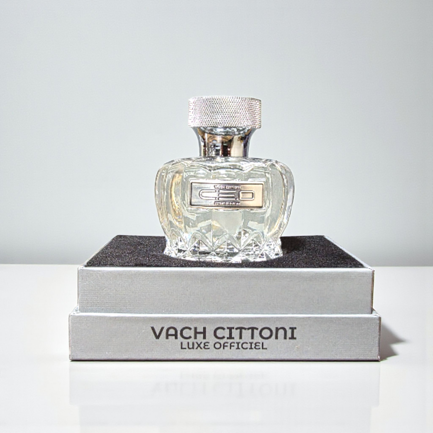 CEO Extrait de Parfum – Luxury Men’s Fragrance by Vach Cittoni – Vach Cittoni men's fragrance, grooming, or leather accessory